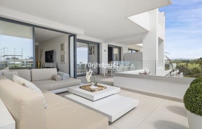 Resale - Apartment - Middle Floor Apartment - Estepona - Estepona Centro