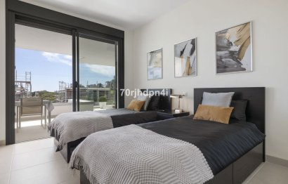 Resale - Apartment - Middle Floor Apartment - Estepona - Estepona Centro