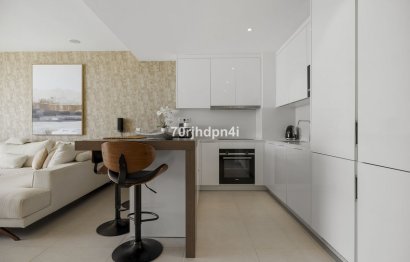 Resale - Apartment - Middle Floor Apartment - Estepona - Estepona Centro