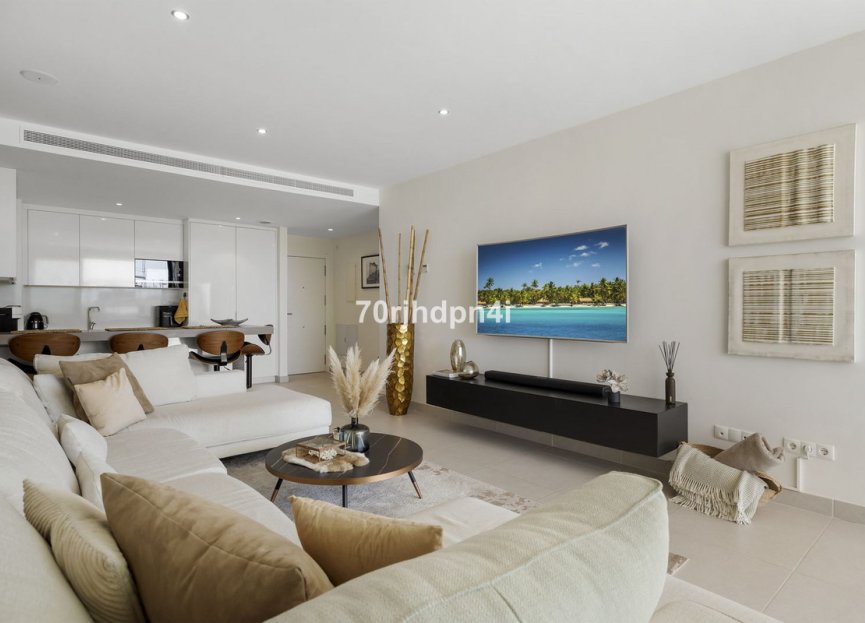 Resale - Apartment - Middle Floor Apartment - Estepona - Estepona Centro