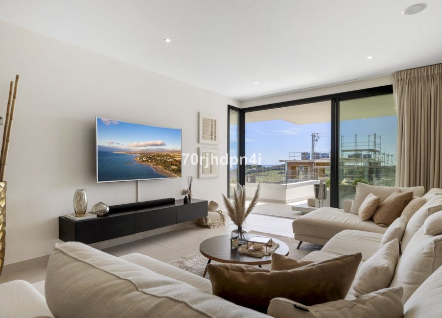 Resale - Apartment - Middle Floor Apartment - Estepona - Estepona Centro