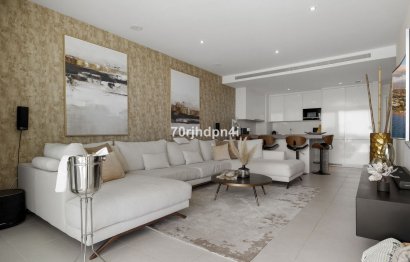 Resale - Apartment - Middle Floor Apartment - Estepona - Estepona Centro