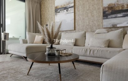 Resale - Apartment - Middle Floor Apartment - Estepona - Estepona Centro