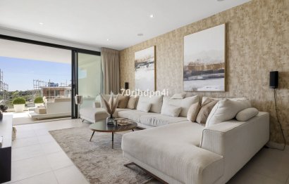 Resale - Apartment - Middle Floor Apartment - Estepona - Estepona Centro