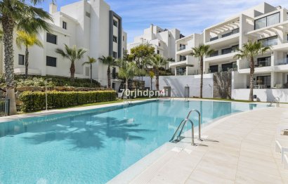Resale - Apartment - Middle Floor Apartment - Estepona - Estepona Centro