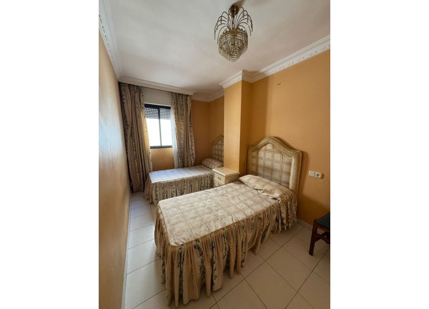 Resale - Apartment - Middle Floor Apartment - Marbella - Marbella Centro