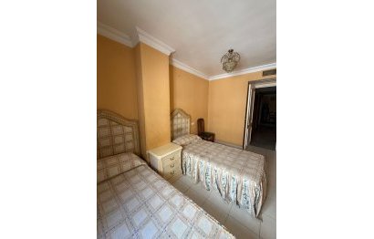 Resale - Apartment - Middle Floor Apartment - Marbella - Marbella Centro