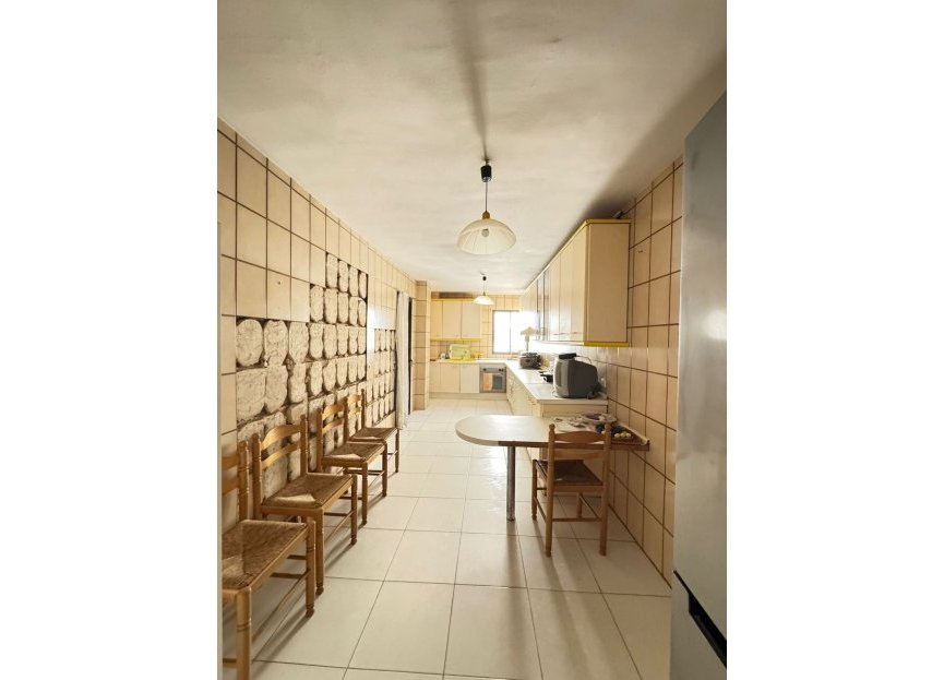 Resale - Apartment - Middle Floor Apartment - Marbella - Marbella Centro