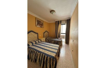 Resale - Apartment - Middle Floor Apartment - Marbella - Marbella Centro