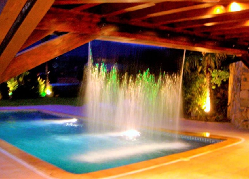 Resale - House - Detached Villa - Estepona - Estepona Centro