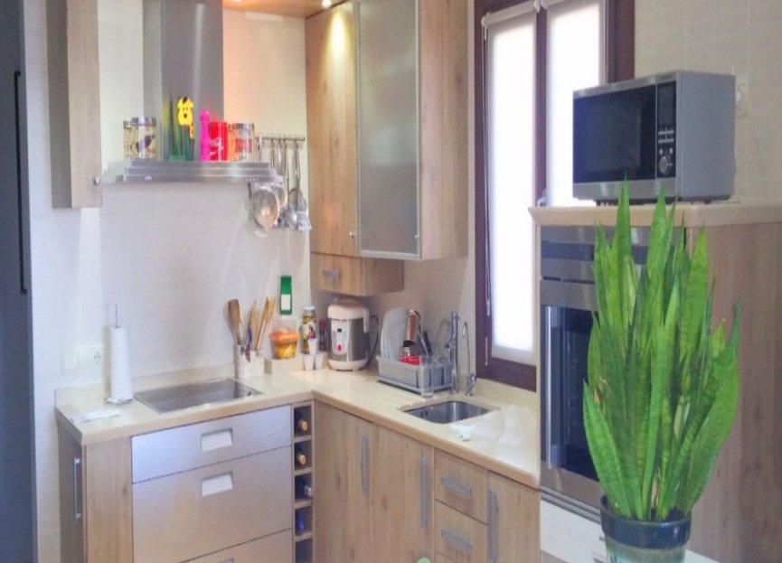 Resale - Apartment - Middle Floor Apartment - Estepona - Estepona Centro