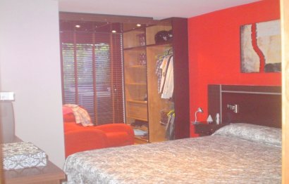 Resale - Apartment - Middle Floor Apartment - Estepona - Estepona Centro