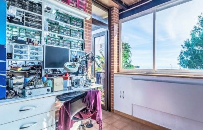 Resale - Apartment - Middle Floor Apartment - Estepona - Estepona Centro