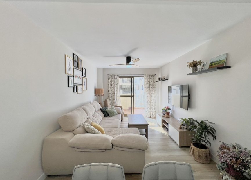 Resale - Apartment - Middle Floor Apartment - Fuengirola - Fuengirola Centro