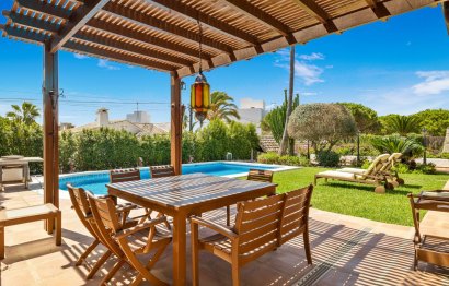 Reventa - House - Detached Villa - Marbella - Marbesa