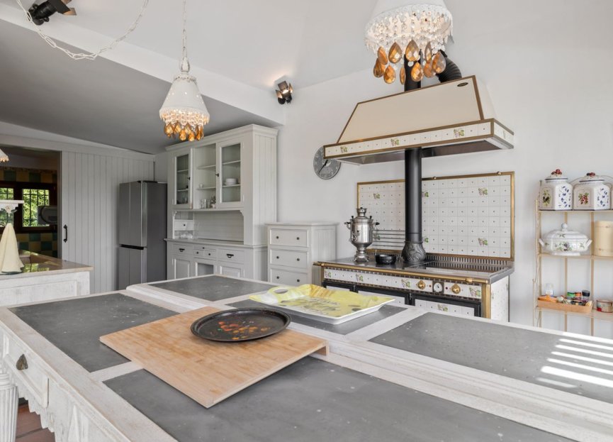 Reventa - House - Detached Villa - Marbella - Marbesa