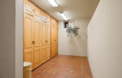 Reventa - House - Detached Villa - Marbella - Marbesa