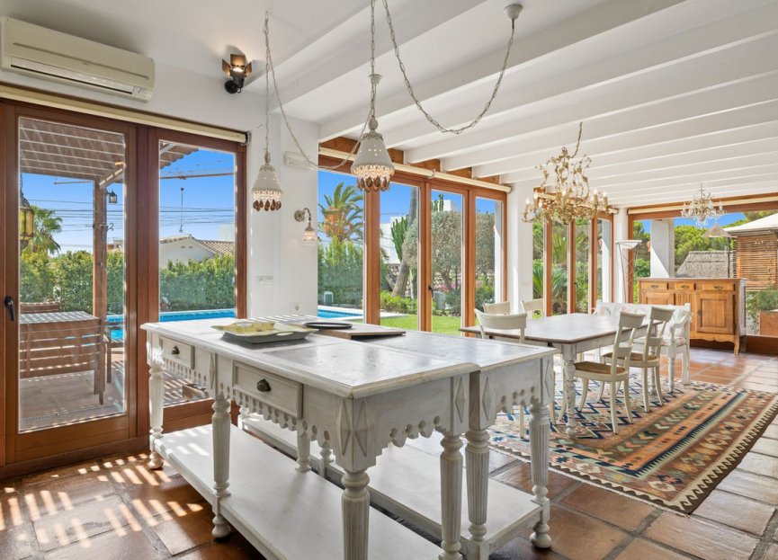 Reventa - House - Detached Villa - Marbella - Marbesa