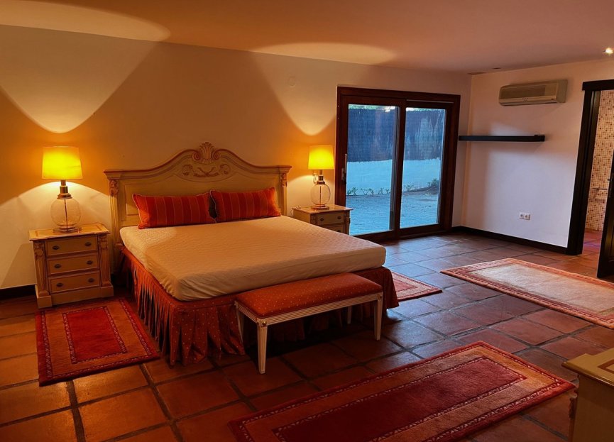 Reventa - House - Detached Villa - Marbella - Marbesa