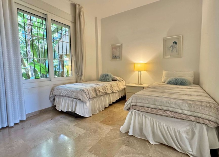 Reventa - Ground floor apartment - Marbella - Nueva Andalucia