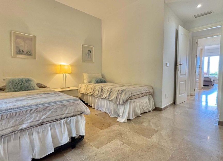 Reventa - Ground floor apartment - Marbella - Nueva Andalucia