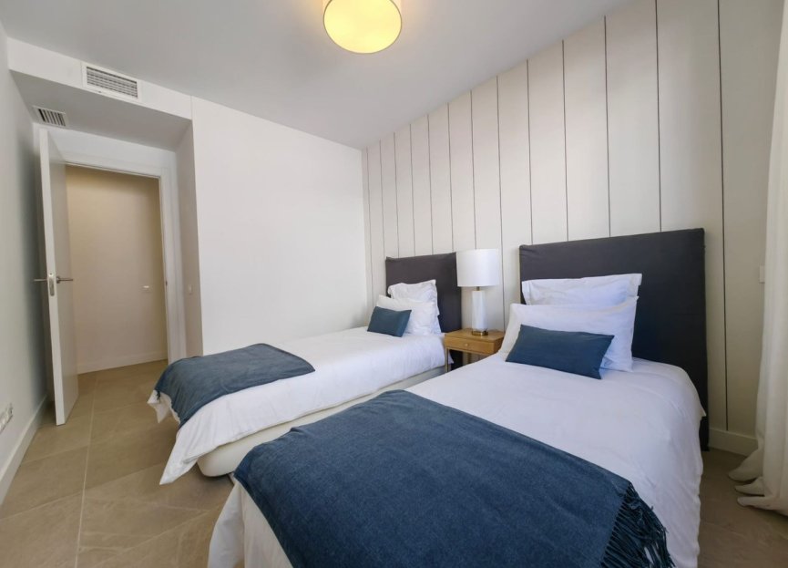 Reventa - Ground floor apartment - Estepona - Estepona Centro