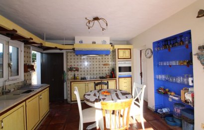 Resale - House - Detached Villa - Estepona - New Golden Mile