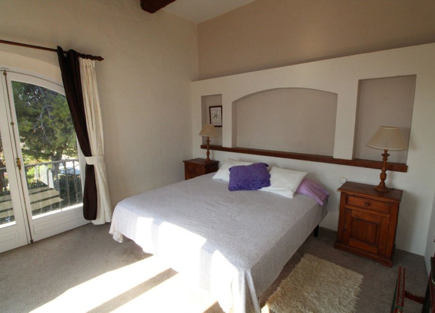 Resale - House - Detached Villa - Estepona - New Golden Mile