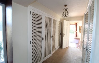 Resale - House - Detached Villa - Estepona - New Golden Mile