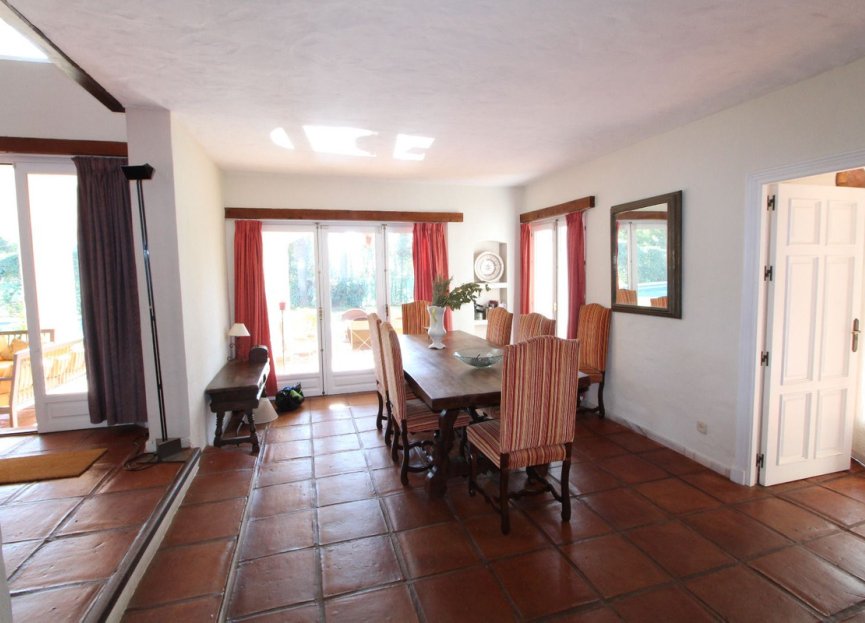 Resale - House - Detached Villa - Estepona - New Golden Mile