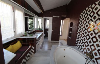 Resale - House - Detached Villa - Estepona - New Golden Mile