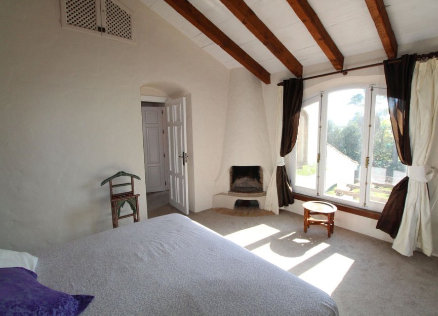 Resale - House - Detached Villa - Estepona - New Golden Mile