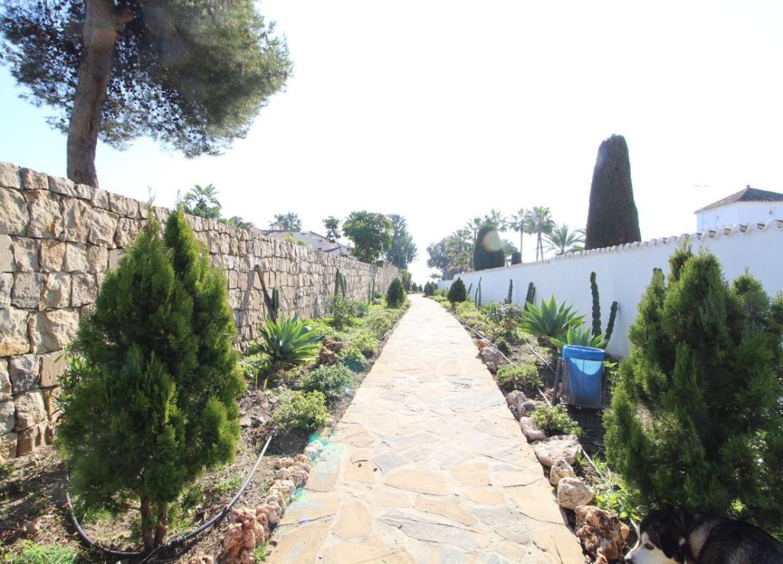 Resale - House - Detached Villa - Estepona - New Golden Mile