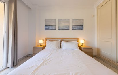 Resale - Apartment - Middle Floor Apartment - Marbella - Puerto Banús