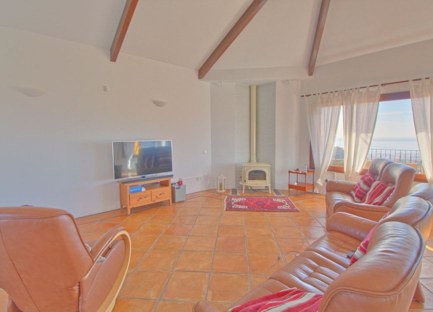Resale - House - Finca - Cortijo - Estepona - Estepona Centro
