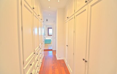 Resale - House - Finca - Cortijo - Estepona - Estepona Centro