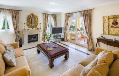 Resale - House - Detached Villa - Marbella - Elviria