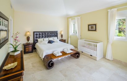 Resale - House - Detached Villa - Marbella - Elviria