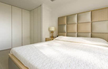 Resale - House - Townhouse - Estepona - Estepona Centro