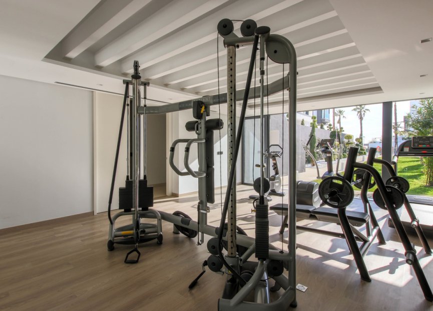 Resale - House - Townhouse - Estepona - Estepona Centro