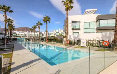 Resale - House - Townhouse - Estepona - Estepona Centro