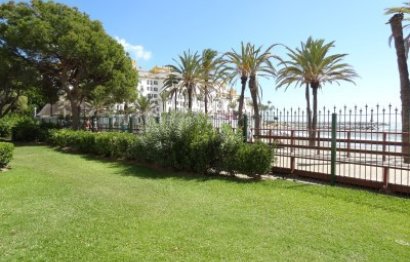 Resale - Ground floor apartment - Marbella - Puerto Banús