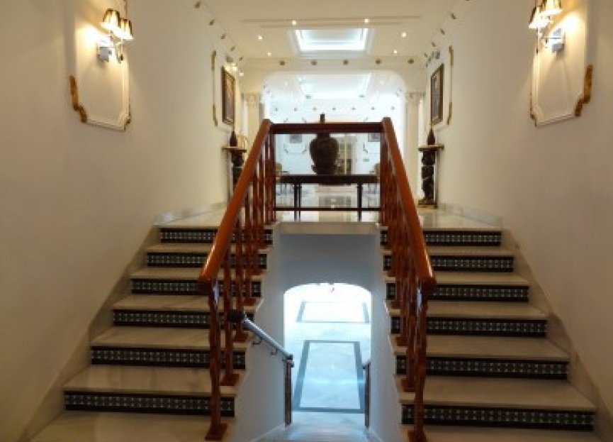 Resale - Ground floor apartment - Marbella - Puerto Banús