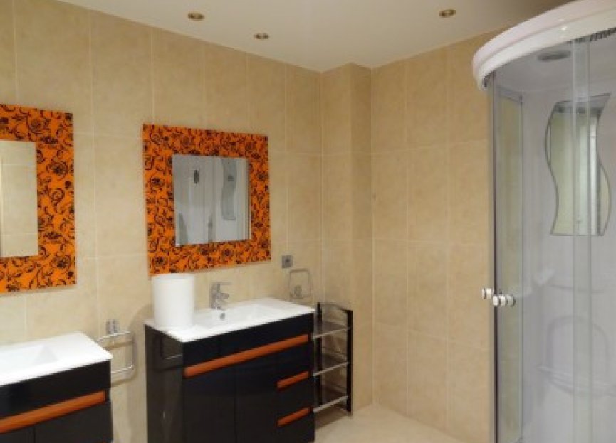 Resale - Ground floor apartment - Marbella - Puerto Banús