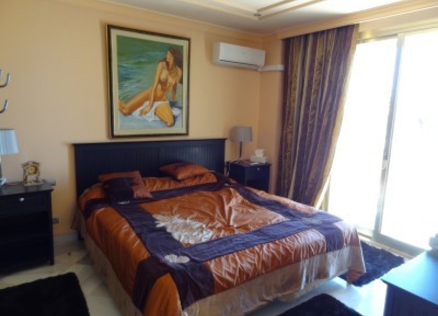 Resale - Ground floor apartment - Marbella - Puerto Banús