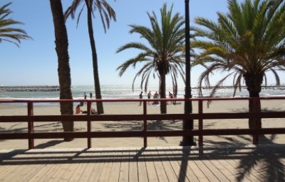 Resale - Ground floor apartment - Marbella - Puerto Banús