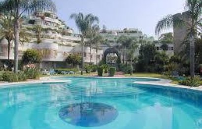 Resale - Ground floor apartment - Marbella - Puerto Banús