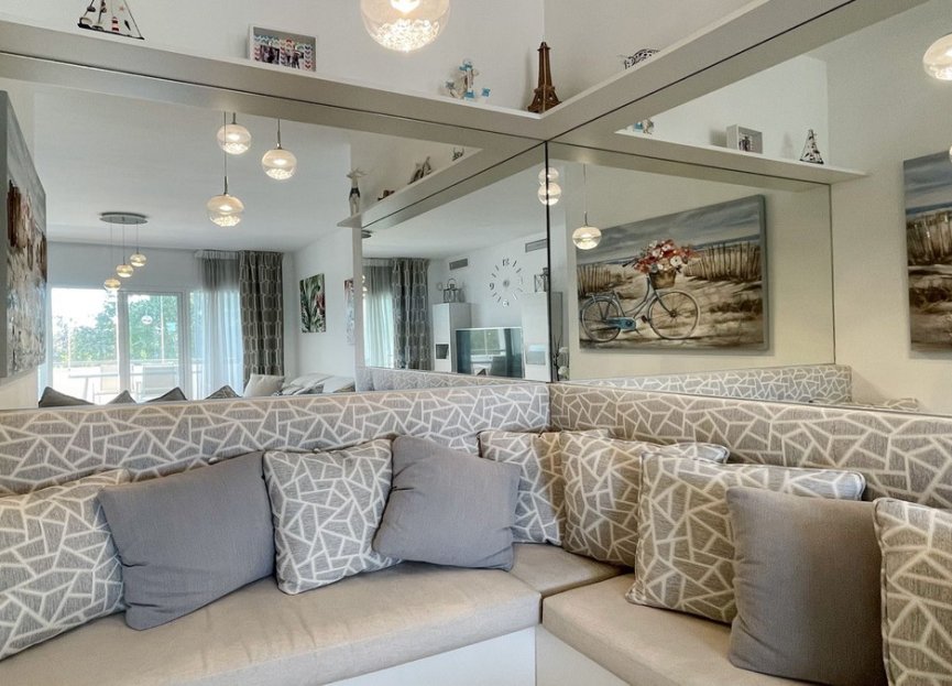 Resale - Apartment - Penthouse - Marbella - Nueva Andalucia