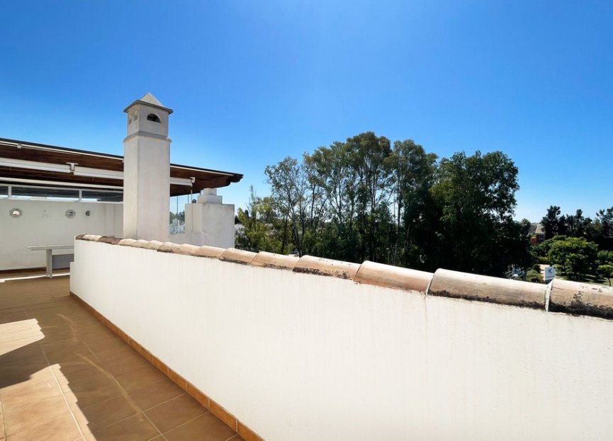 Resale - Apartment - Penthouse - Marbella - Nueva Andalucia