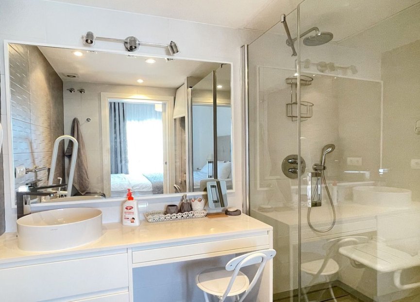 Resale - Apartment - Penthouse - Marbella - Nueva Andalucia